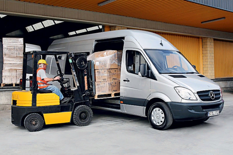 доставка груза с Mercedes-Benz